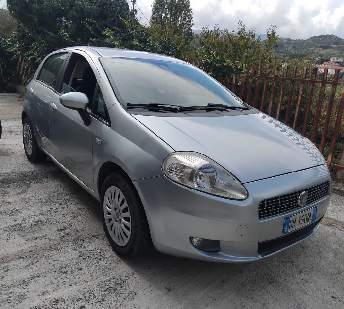 "Fiat Grande Punto 1.2 benzina 65 cv Km 166000"